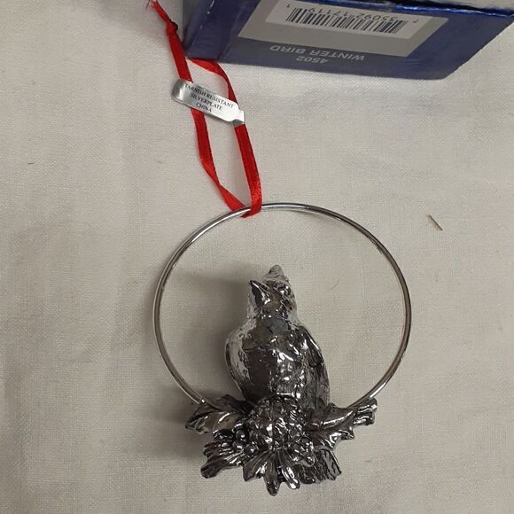 Bundle of 2 silverplate cardinal and Mikasa Christmas tree ornaments. - Picture 5 of 9
